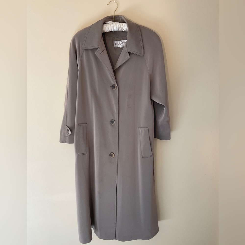 Bernardo Trench Coat size 8